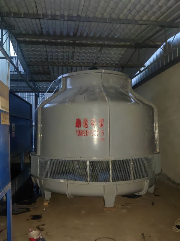 德阳<strong>200t玻璃钢冷却塔</strong>